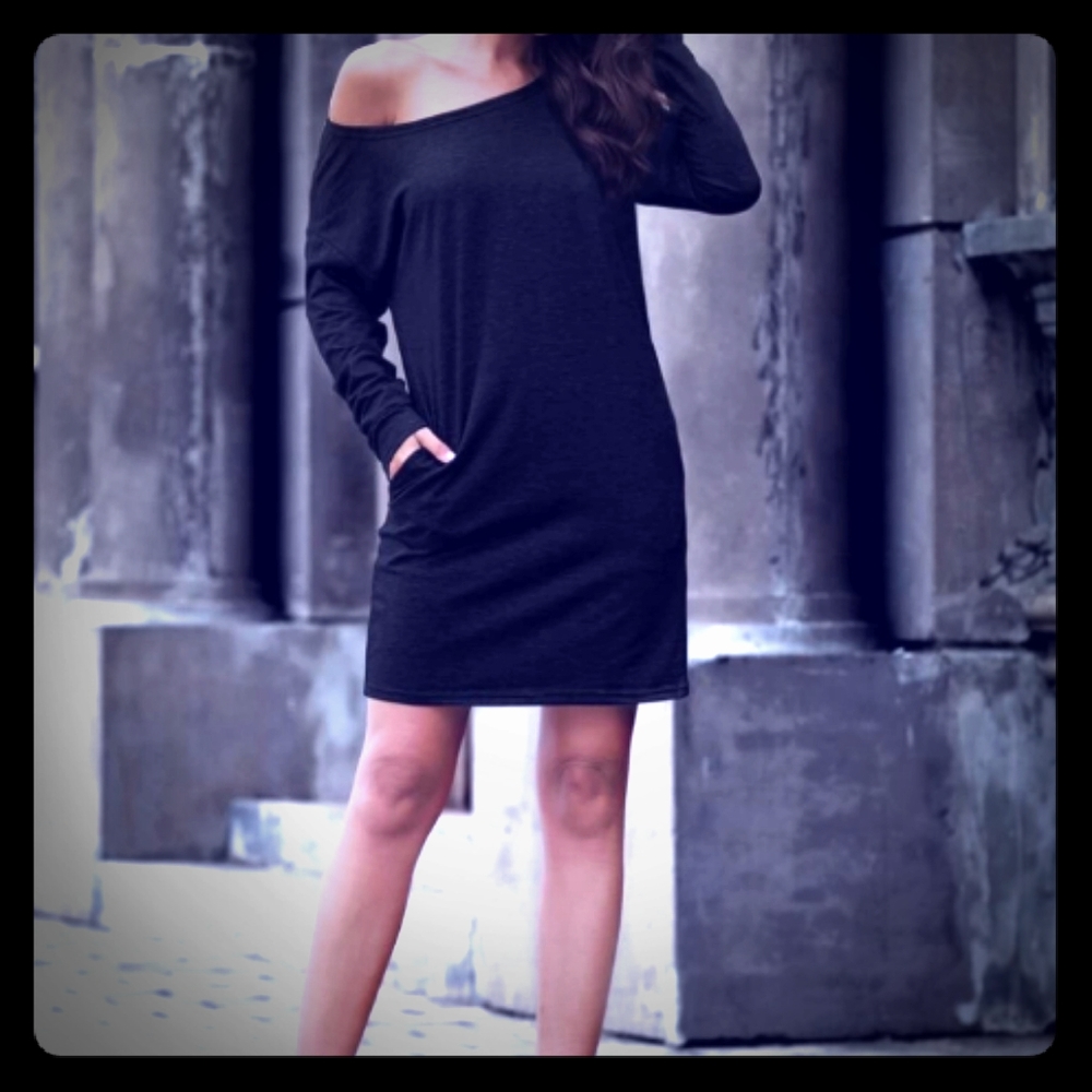 *Boat Neck Slant Tee Shirt Dress*